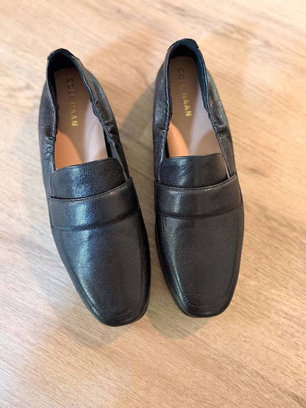 Cole Haan Black Leather Trinnie soft Loafers size 9 new without box